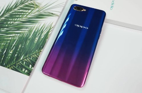 oppo和real哪个好？