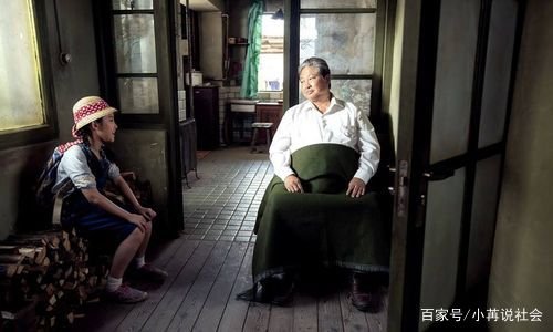 邻居每个月给1千，让我帮忙照顾他独居的80岁母亲，能答应吗？