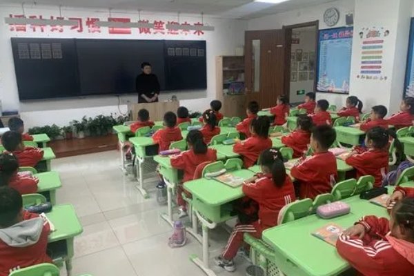 孙维刚的教学方法是什么？