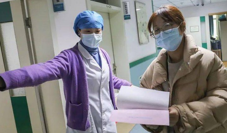 老年群体是防疫“躺平”最大受害者,老年人感染新冠为什么更易死亡?