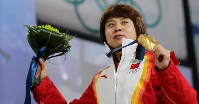 王濛的凡尔赛式解压法，具体是怎样的？