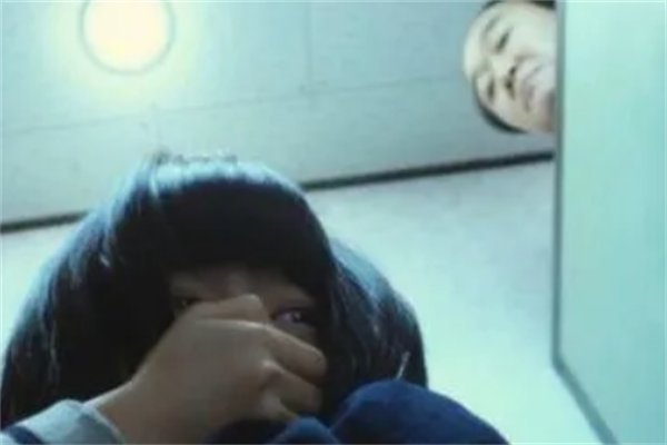 江西一女子被公公侵犯并怀孕，丈夫对此有何回应？