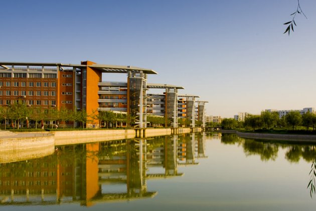 河南医科大学分数线