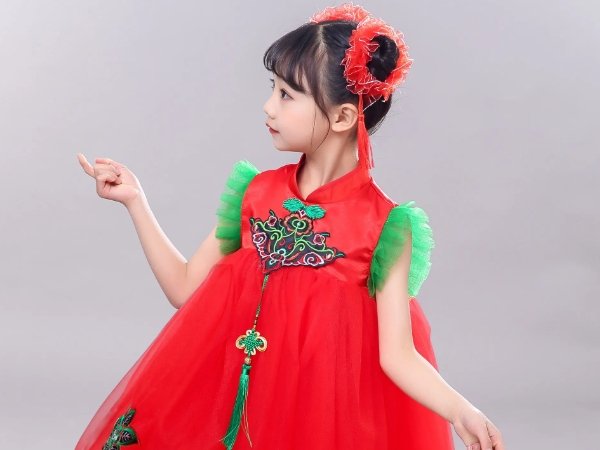 赞美孩子演出成功的美句