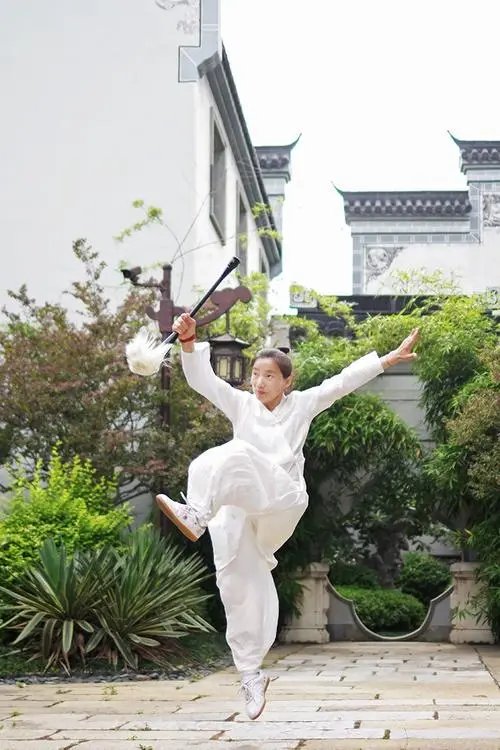 13岁女孩爱上太极闭关3年成拳师！女孩到底为何会爱上太极？